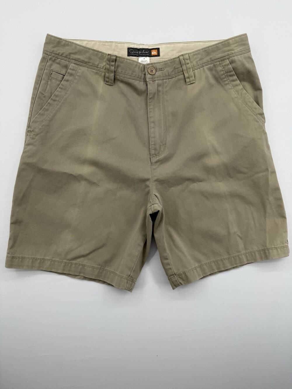 QUICKSILVER mens khaki chino‎ shorts sz 36